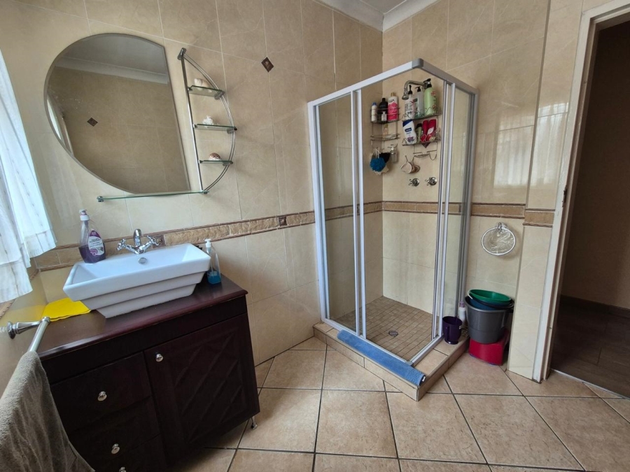 3 Bedroom Property for Sale in Manzil Park North West